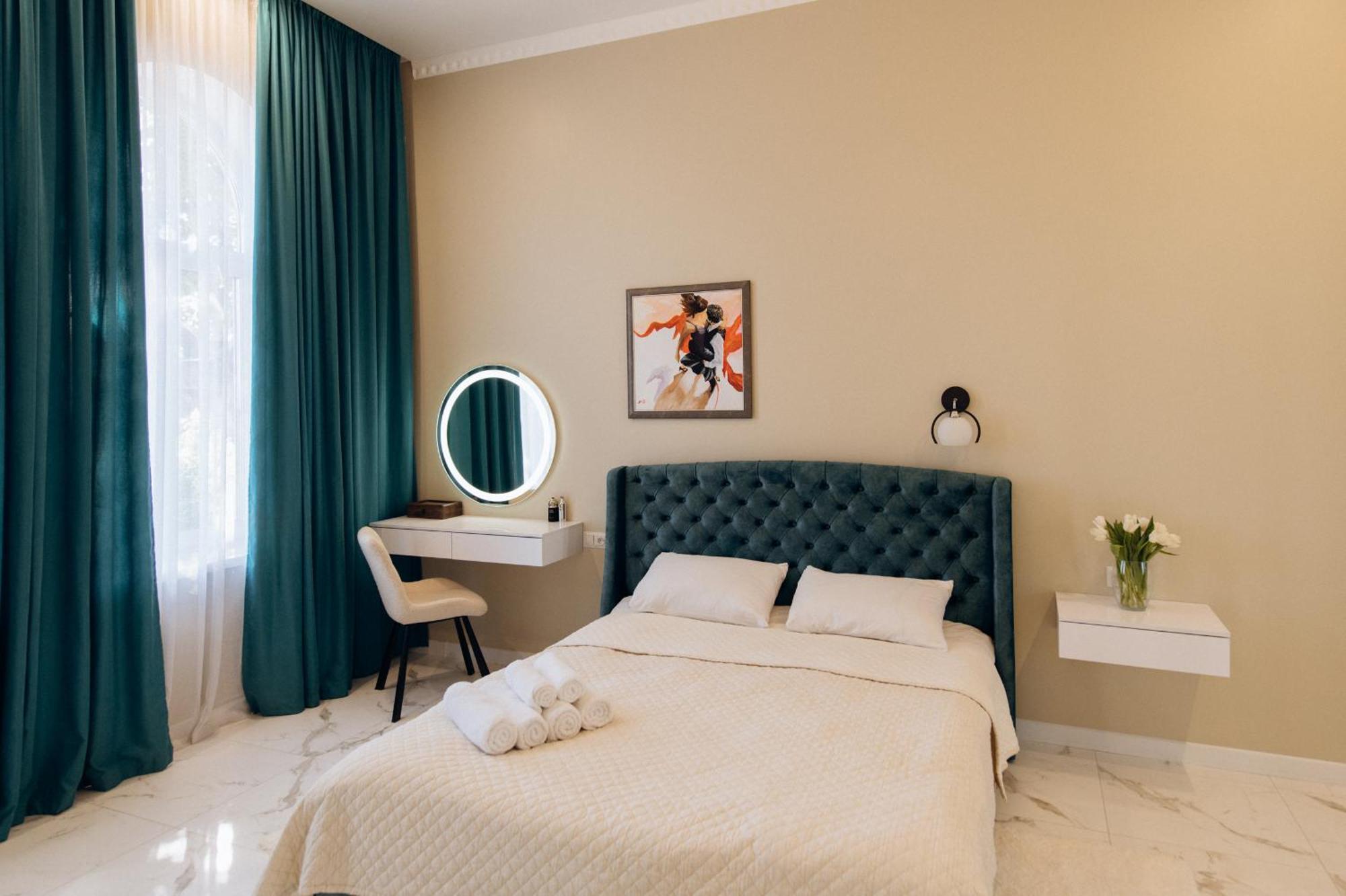 Стильна Та Сучасна Квартира В Центрі Ternopil Extérieur photo